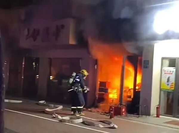 小商店.jpg 小商店.jpg